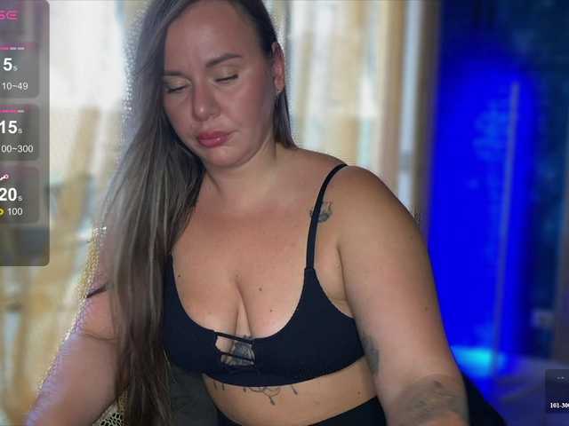 miss-christine live cam on BongaCams