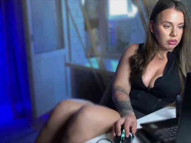 miss-christine webcam