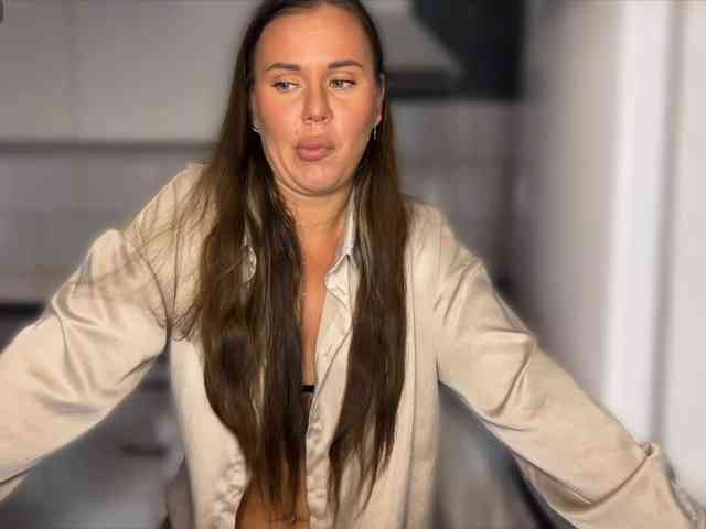 miss-christine webcam