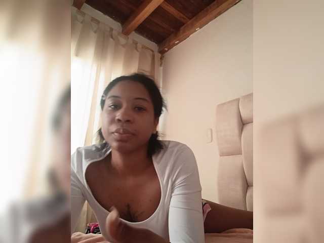 Silvanarose live cam on BongaCams