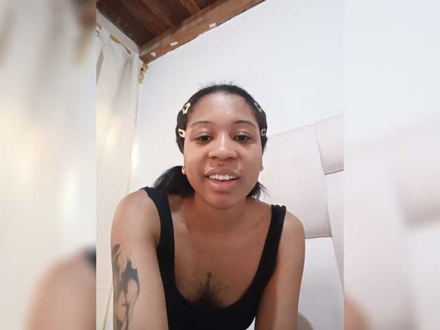 Silvanarose live cam on BongaCams