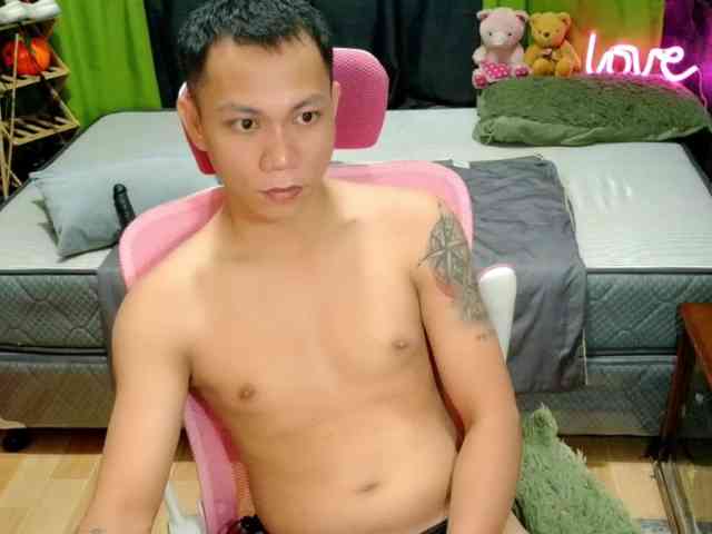 hotasian21