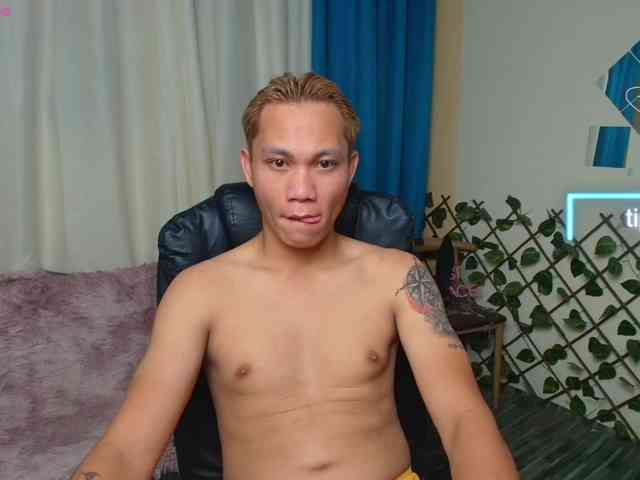 hotasian21