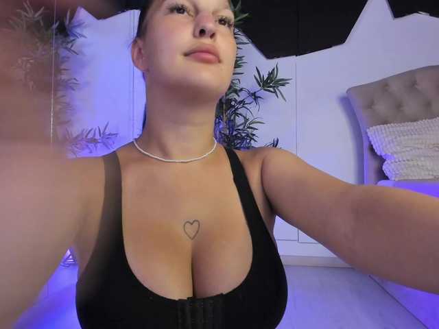 MiaHart
