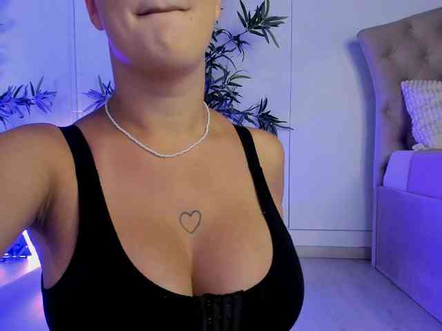 MiaHart