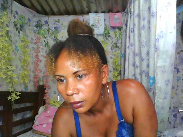 Samirayah live cam on BongaCams
