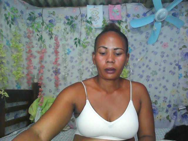 Samirayah live cam on BongaCams