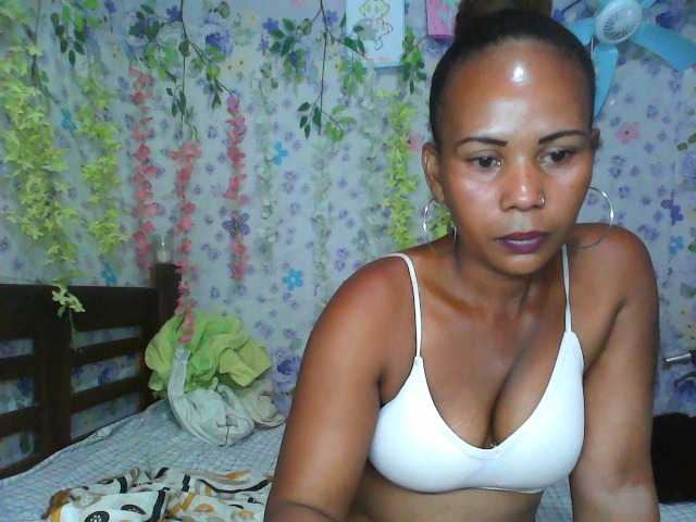 Samirayah live cam on BongaCams