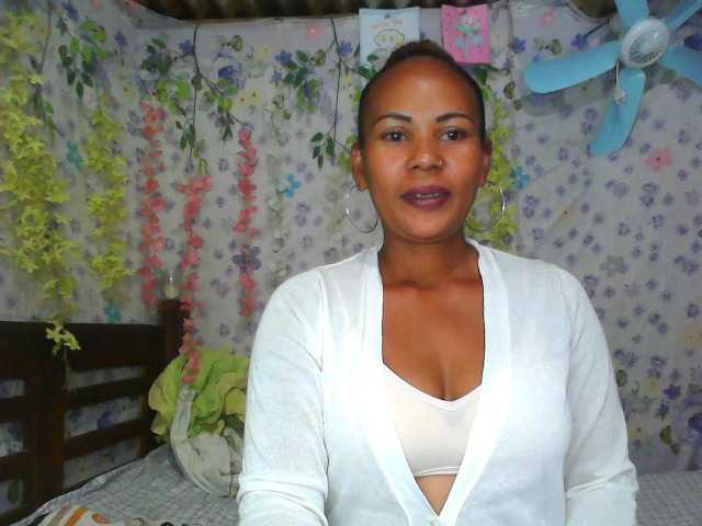 Samirayah live cam on BongaCams