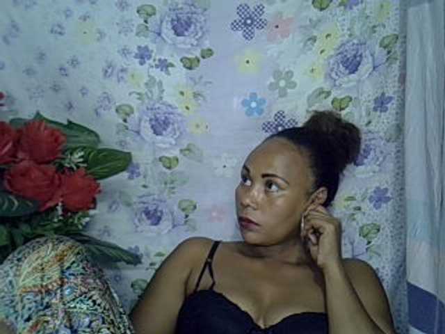 Samirayah live cam on BongaCams
