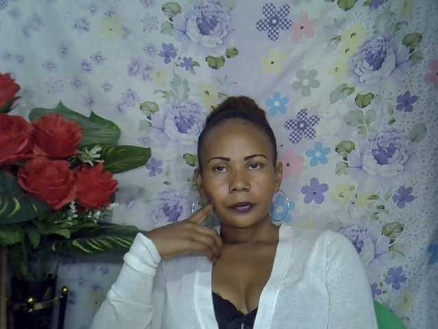 Samirayah live cam on BongaCams