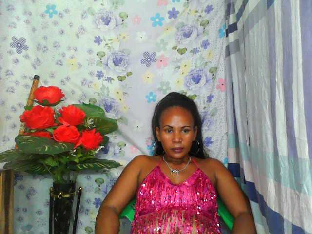 Samirayah live cam on BongaCams
