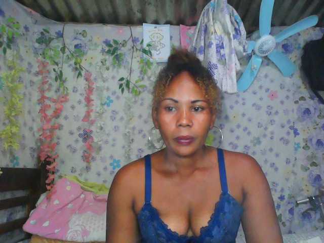 Samirayah live cam on BongaCams