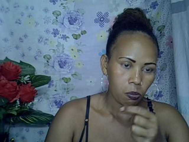 Samirayah live cam on BongaCams