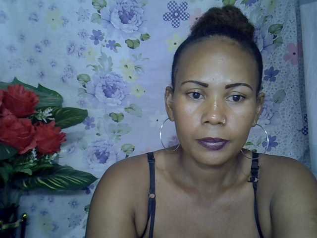 Samirayah live cam on BongaCams