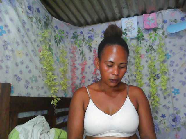 Samirayah live cam on BongaCams