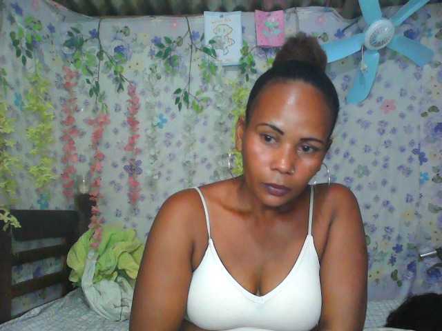Samirayah live cam on BongaCams