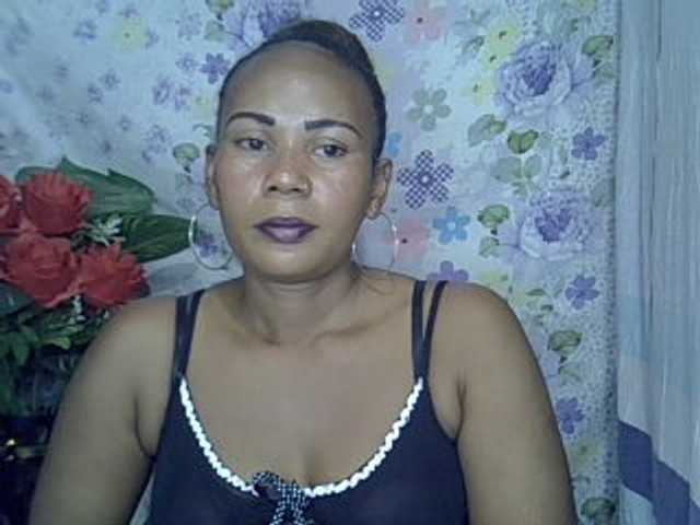 Samirayah live cam on BongaCams