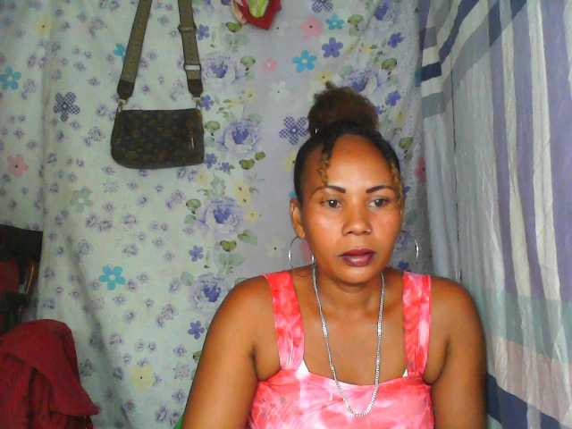 Samirayah live cam on BongaCams