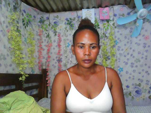 Samirayah live cam on BongaCams