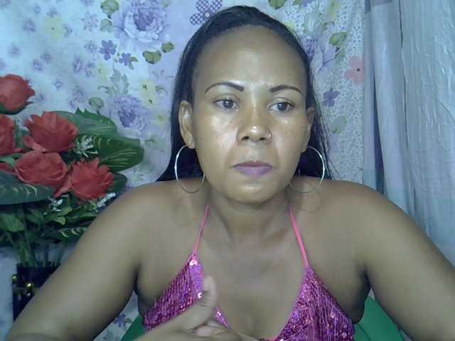 Samirayah live cam on BongaCams