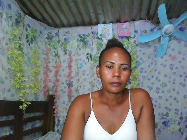 Samirayah live cam on BongaCams