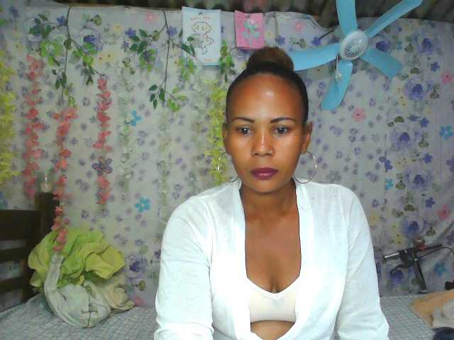Samirayah live cam on BongaCams