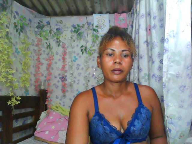 Samirayah live cam on BongaCams