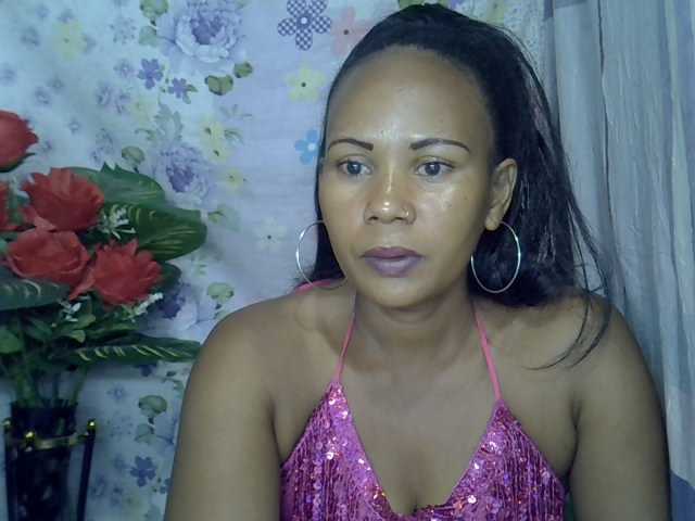 Samirayah live cam on BongaCams