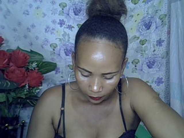 Samirayah live cam on BongaCams