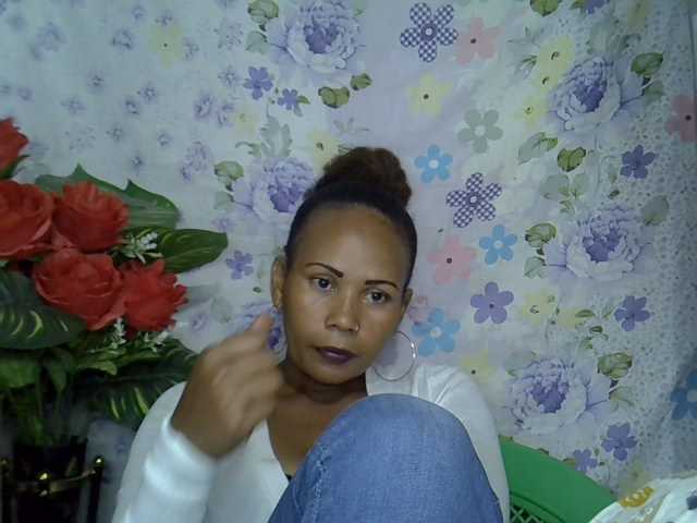 Samirayah live cam on BongaCams
