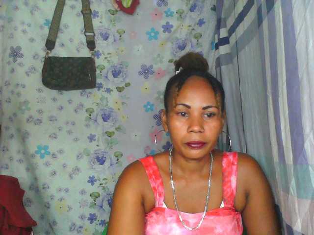 Samirayah live cam on BongaCams