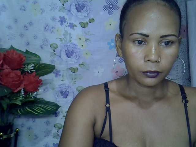 Samirayah live cam on BongaCams