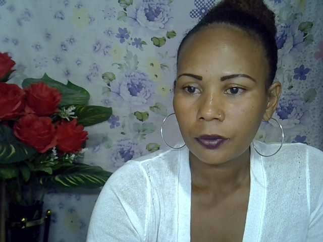 Samirayah live cam on BongaCams