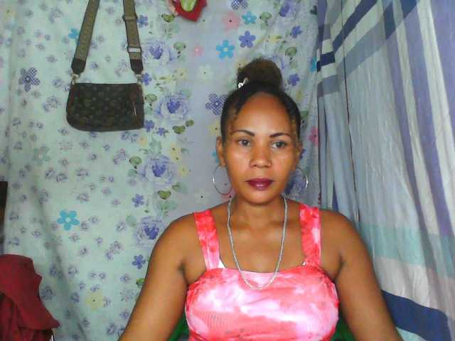 Samirayah live cam on BongaCams
