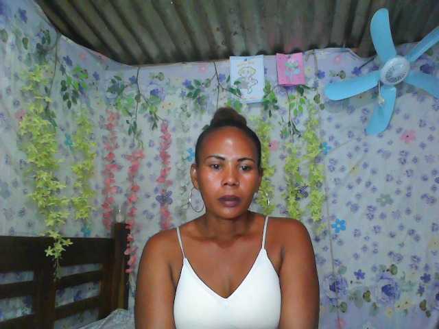 Samirayah live cam on BongaCams