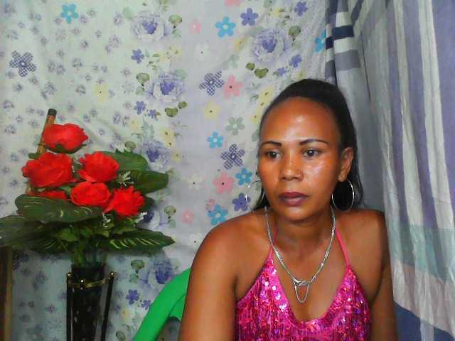 Samirayah live cam on BongaCams