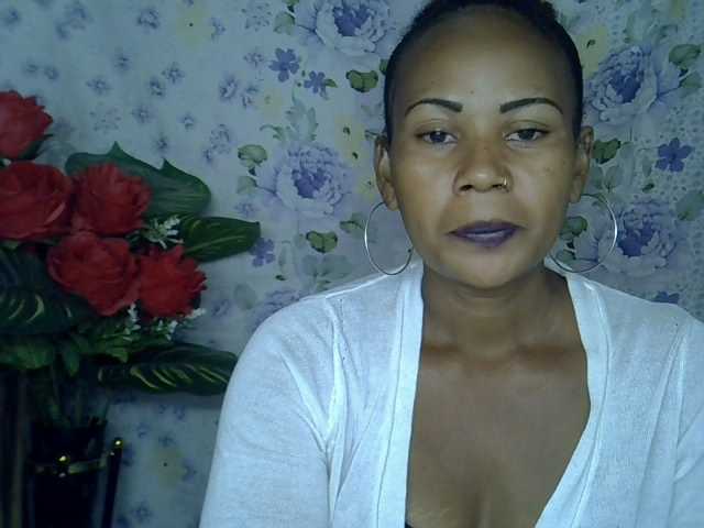Samirayah live cam on BongaCams