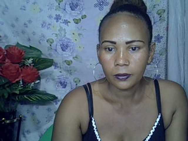 Samirayah live cam on BongaCams