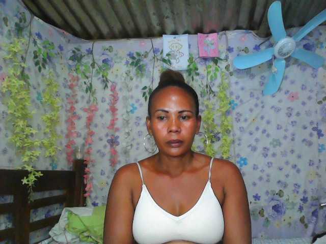 Samirayah live cam on BongaCams