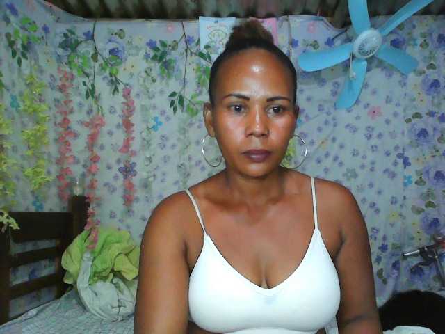 Samirayah live cam on BongaCams
