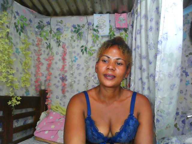 Samirayah live cam on BongaCams