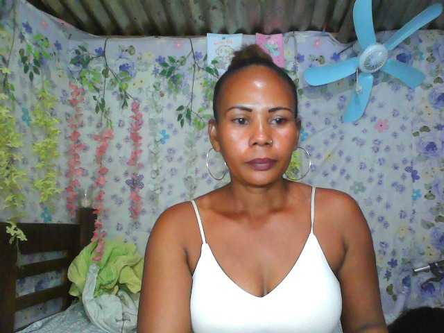 Samirayah live cam on BongaCams