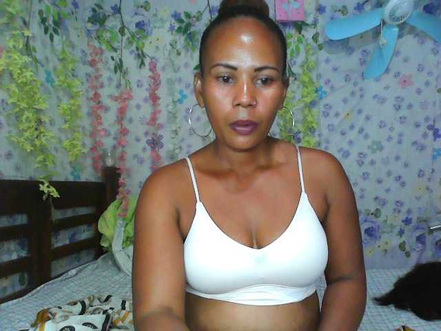 Samirayah live cam on BongaCams