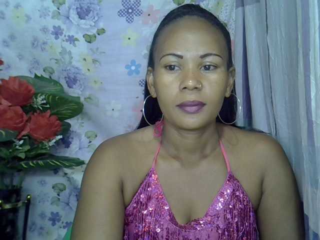 Samirayah live cam on BongaCams