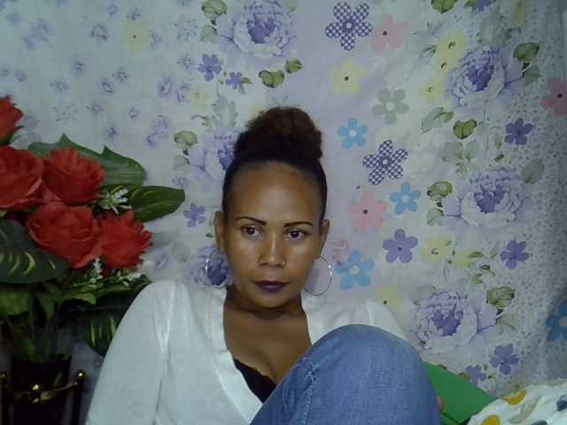 Samirayah live cam on BongaCams