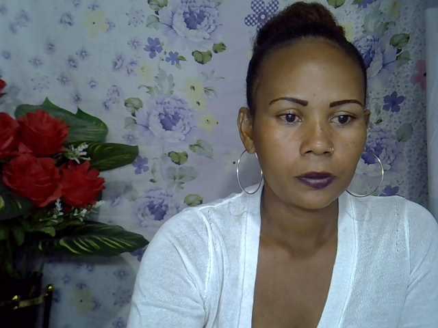 Samirayah live cam on BongaCams