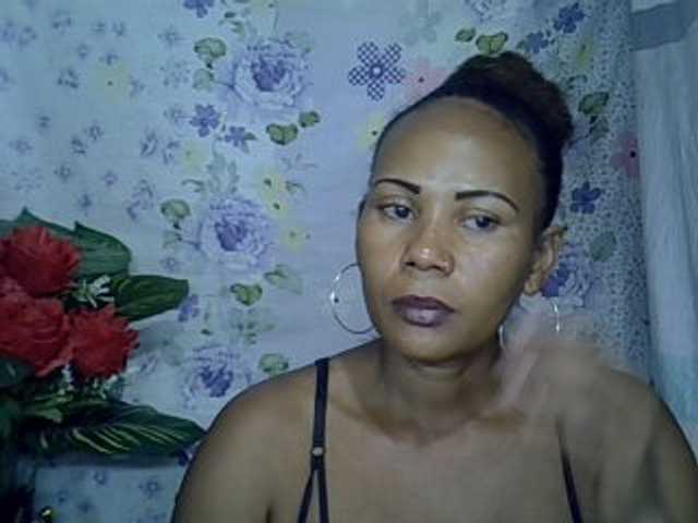 Samirayah live cam on BongaCams