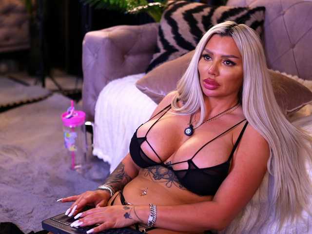 Live трансляция BlancheLuxe - slutnetki.online