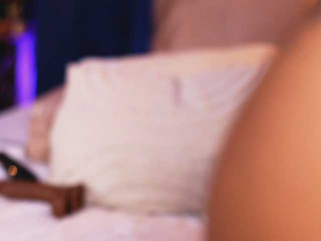 BlancheLuxe live cam on BongaCams